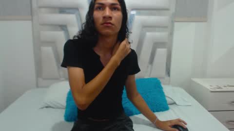 Snapshot of _lexx1e chatting on 12.14.24 _lexx1e online show from 12.14.24