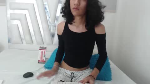 Snapshot of _lexx1e chatting on 12.24.24 _lexx1e online show from 12.24.24