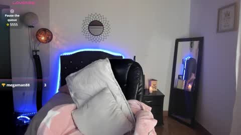 Lia online show from 12.16.25