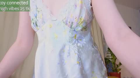 Salome   Lovense always on from 5 tk   My content and your custom requests  online show from 03.05.25