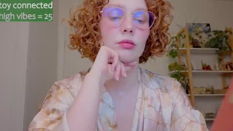 Salome   Lovense always on from 5 tk   My content and your custom requests  online show from 09.17.25
