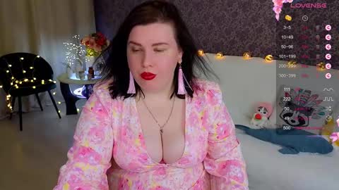 Snapshot of _lillit chatting on 01.18.25 Lily online show from 01.18.25