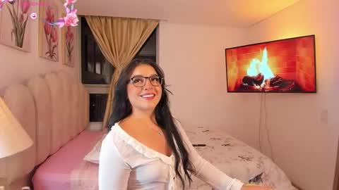 Lina. online show from 03.26.26