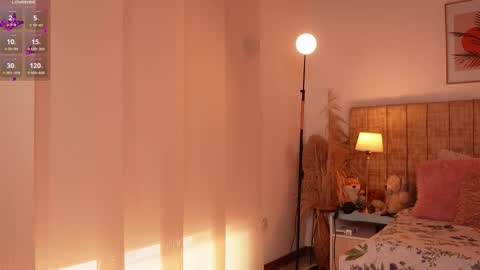 Snapshot of _lissana_scott chatting on 02.08.26 Lissana online show from 02.08.26