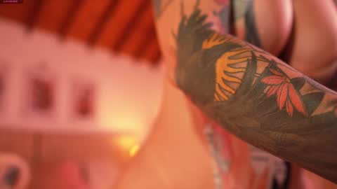 Snapshot of _lissana_scott chatting on 03.07.26 Lissana online show from 03.07.26