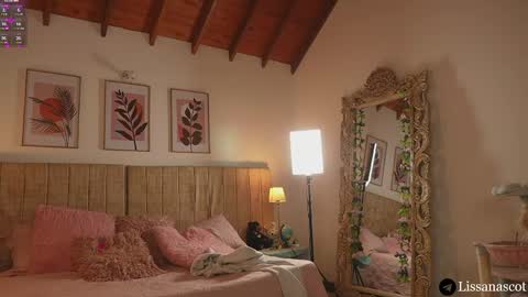 Lissana online show from 04.28.26