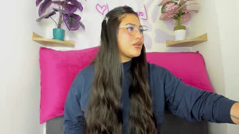 Snapshot of _little_ivy chatting on 09.16.25 Ivy 3 online show from 09.16.25