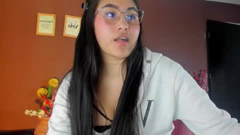 Ivy 3 online show from 11.22.25