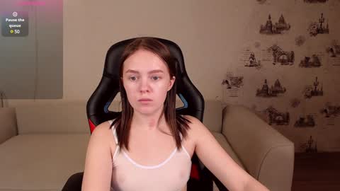  My name is lina Lush is activePrivate is Open online show from 01.31.25