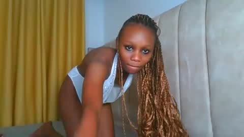 Snapshot of _littlevenus chatting on 09.20.25 Littlevenus online show from 09.20.25