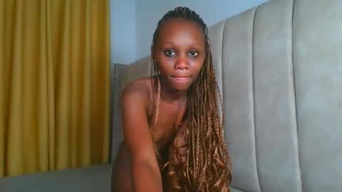 Snapshot of _littlevenus chatting on 09.20.25 Littlevenus online show from 09.20.25