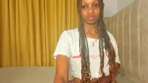 Littlevenus online show from 11.29.25