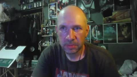 Snapshot of _longfellow chatting on 06.22.26 That guy online show from 06.22.26