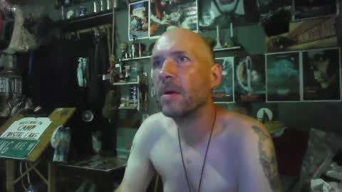 Snapshot of _longfellow chatting on 07.12.26 That guy online show from 07.12.26