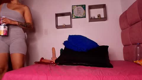 Lorrayne online show from 01.11.25