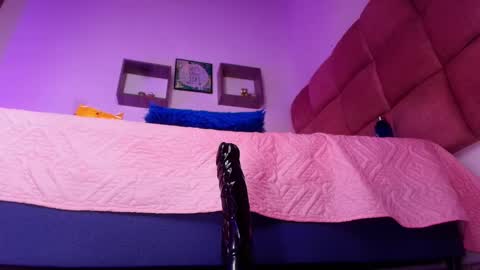 Lorrayne online show from 02.28.25