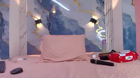 Lorrayne online show from 09.10.25