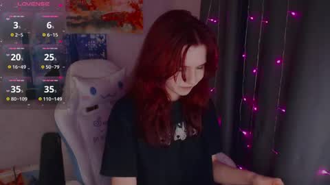 Snapshot of _lovelylu_ chatting on 05.09.26 Lu online show from 05.09.26