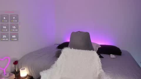 Snapshot of _lucianapalmer chatting on 09.21.25   online show from 09.21.25