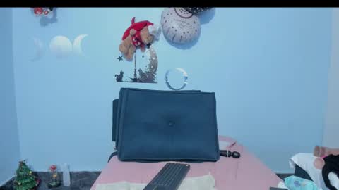  luna  sweet  online show from 12.19.25