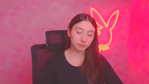 Luna online show from 10.22.25