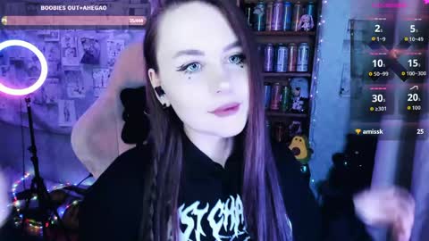 Mia online show from 05.08.26