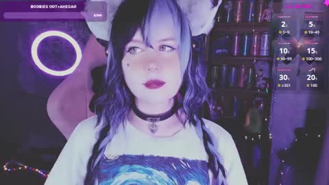 Snapshot of _m_o_n_s_t_e_r_e_n_e_r_g_y_ chatting on 06.13.26 Mia online show from 06.13.26