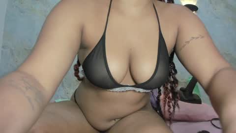 Maddy online show from 01.11.25