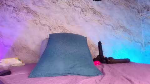 Maddy online show from 11.15.25