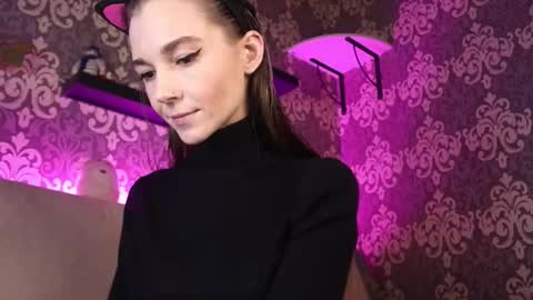 Snapshot of _made_in_hell_ chatting on 09.10.25 Stream at am in MoscowI am waiting for you very much3 online show from 09.10.25