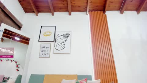 Snapshot of _madison_cooper_ chatting on 09.22.25 Madison Cooper online show from 09.22.25