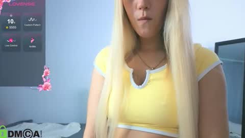 Emma  online show from 09.21.25