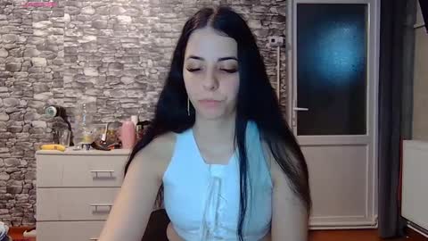  Mari  online show from 02.16.26