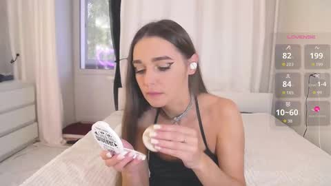 Mari online show from 09.24.25