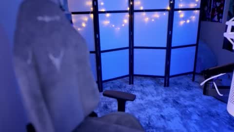 Mariko online show from 09.14.25