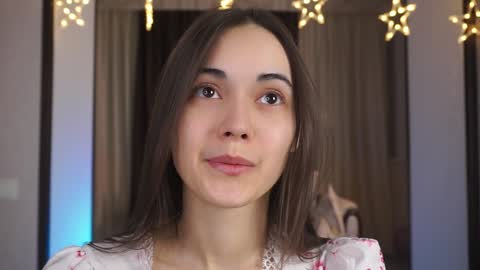  Gwen  online show from 12.20.24