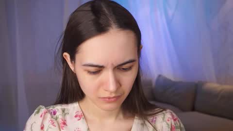  Gwen  online show from 02.28.25