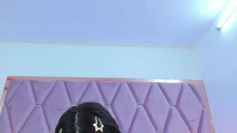 Snapshot of _maskedgirl_ chatting on 10.11.25 Nahayo  online show from 10.11.25