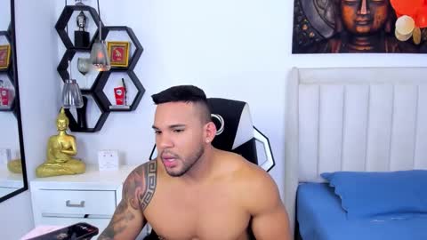 _matthew_santos_ online show from 12.22.25