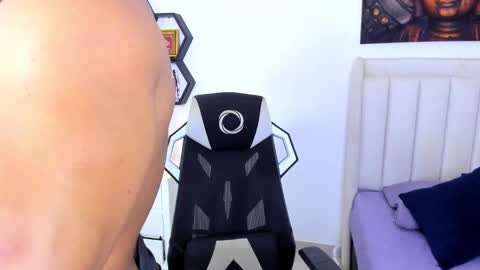 _matthew_santos_ online show from 02.11.26