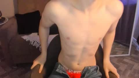 Max online show from 09.15.25