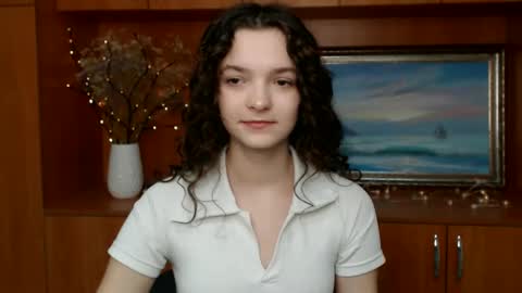 Snapshot of _megasta chatting on 12.11.24 Susie online show from 12.11.24