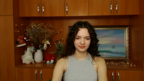Snapshot of _megasta chatting on 12.21.24 Susie online show from 12.21.24
