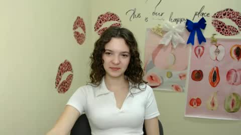 Snapshot of _megasta chatting on 12.23.24 Susie online show from 12.23.24