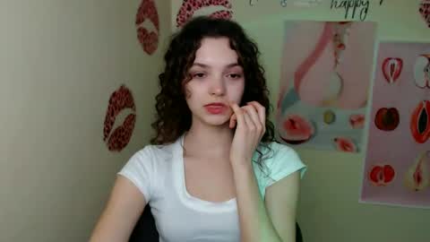 Snapshot of _megasta chatting on 03.11.25 Susie online show from 03.11.25