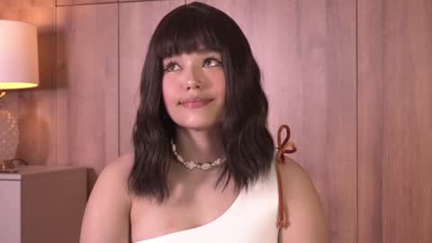 Snapshot of _meghan_gomez1_ chatting on 10.28.25     online show from 10.28.25