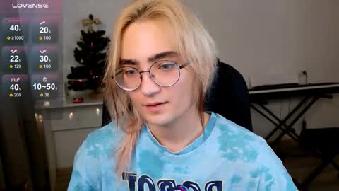 _meow_neko_ online show from 12.22.25