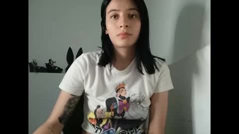 Mia-foster online show from 02.06.25