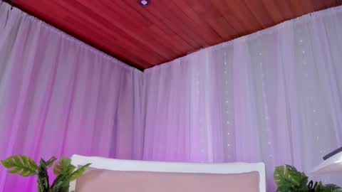 mia online show from 11.12.25