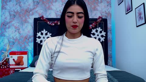 Mia Monroe online show from 01.04.25